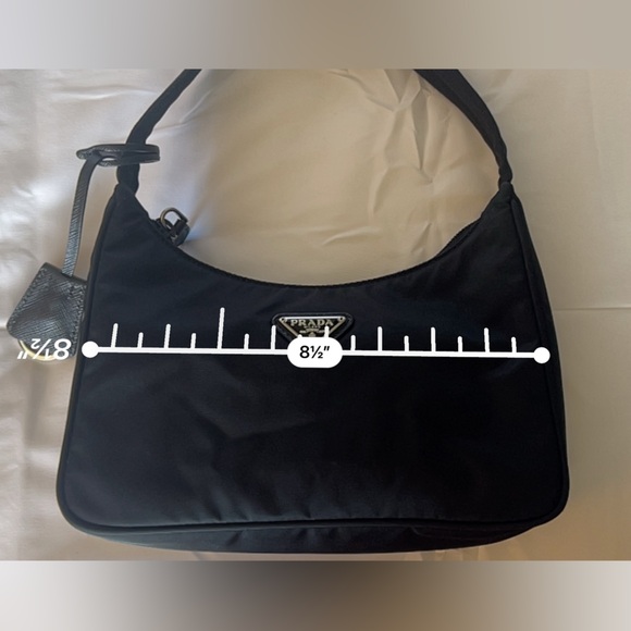 Prada Re-edition 2000 Handbag - Picture 15 of 15